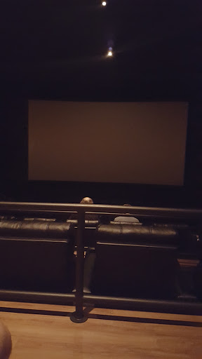 Movie Theater «Regal Cinemas Coldwater Crossing 14», reviews and photos, 211 W Washington Center Rd, Fort Wayne, IN 46825, USA