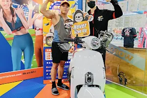 World Gym世界健身俱樂部 中壢中山店Express image