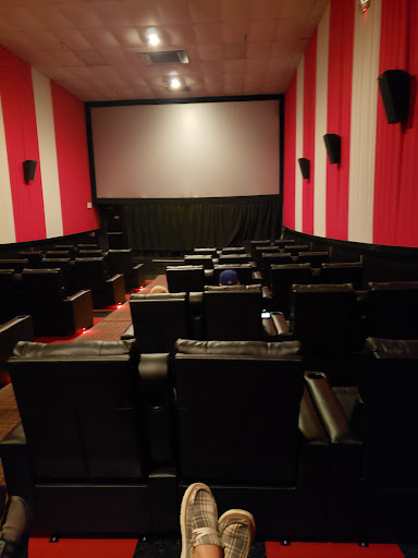 Movie Theater «Cinema 6», reviews and photos, 9510 US-19, Port Richey, FL 34668, USA