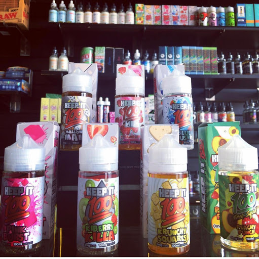 Tobacco Shop «Puffit Smoke & Vape Shop», reviews and photos, 4434 S Archer Ave, Chicago, IL 60632, USA