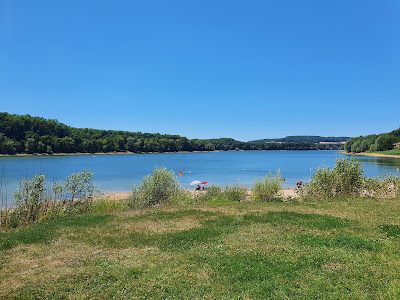 Base nautique du lac de Charmes à Changey