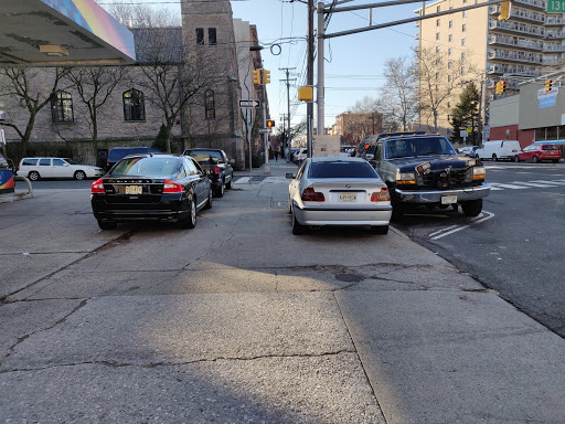 Auto Repair Shop «Willow Sunoco», reviews and photos, 1301 Willow Ave, Hoboken, NJ 07030, USA