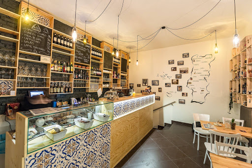 Oliveira - Wine | Tapas | Market