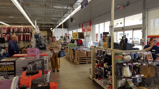 Tool Store «Harbor Freight Tools», reviews and photos, 410 W 49th St #104, Hialeah, FL 33012, USA