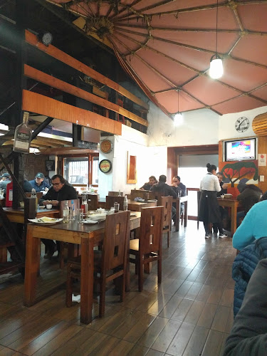 Opiniones de Tinku Bar-Restaurant en Quinta Normal - Restaurante