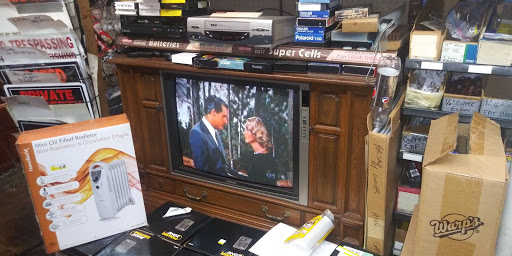 Hardware Store «Landwehr Hardware & Toys», reviews and photos, 826 Madison Ave, Covington, KY 41011, USA