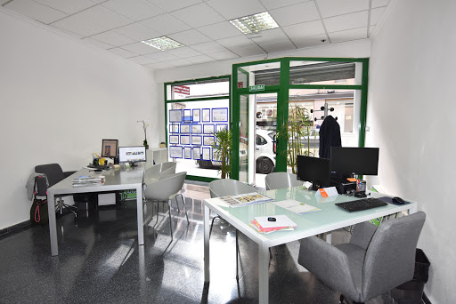 ARRIENDA URBANA INMOBILIARIA REALTOR en Elche