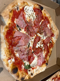 Pepperoni du Pizzas à emporter Amicipizza à Annecy - n°2