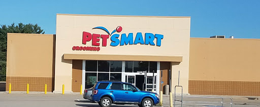 Pet Supply Store «PetSmart», reviews and photos, 160 Washington St #701, Rochester, NH 03839, USA
