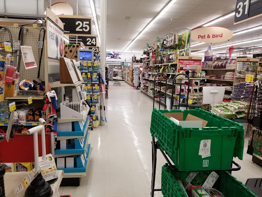 Hardware Store «Westlake Ace Hardware», reviews and photos, 2054 NW Topeka Blvd, Topeka, KS 66608, USA