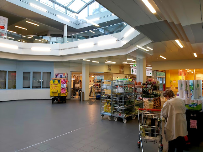 Rezensionen über Quartierzentrum Wittigkofen in Bern - Supermarkt