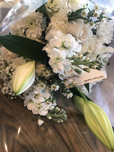 Florist «Creative Florist», reviews and photos, 93-01 63rd Dr, Rego Park, NY 11374, USA