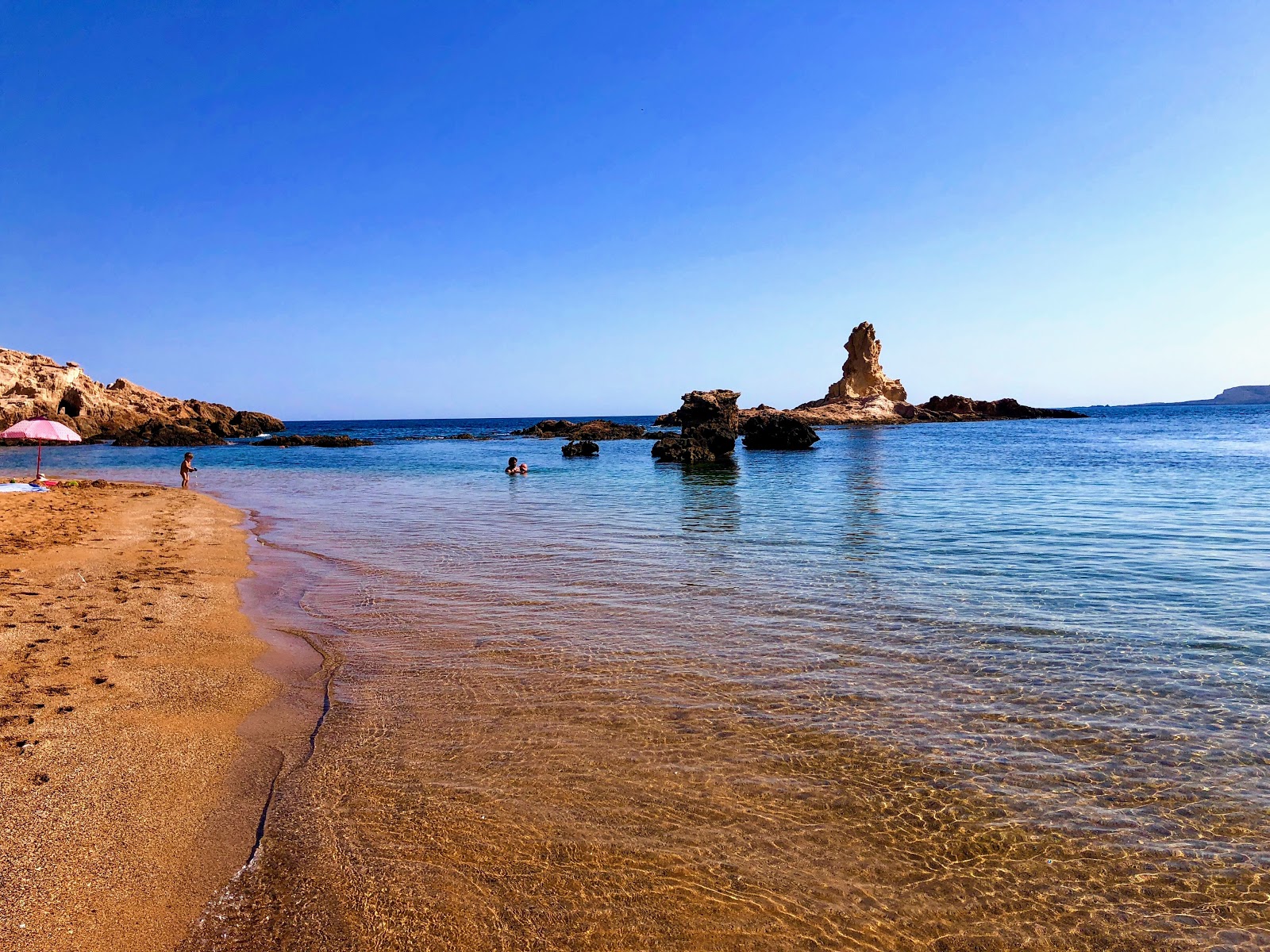 Valokuva Cala Pregondaista. sijaitsee luonnonalueella