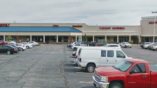 GameStop, 125 E Reynolds Rd #140, Lexington, KY 40517, USA, 