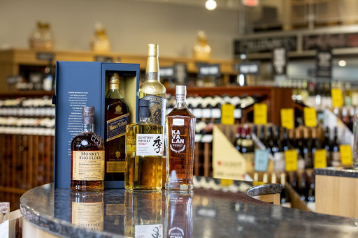 Liquor Store «The Savory Grape Wine Shop», reviews and photos, 1000 Division St #120, East Greenwich, RI 02818, USA