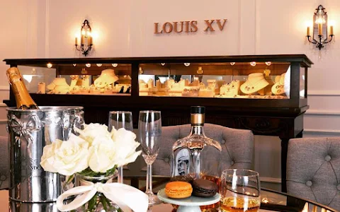 Louis XV Jewelers- By Appointment image
