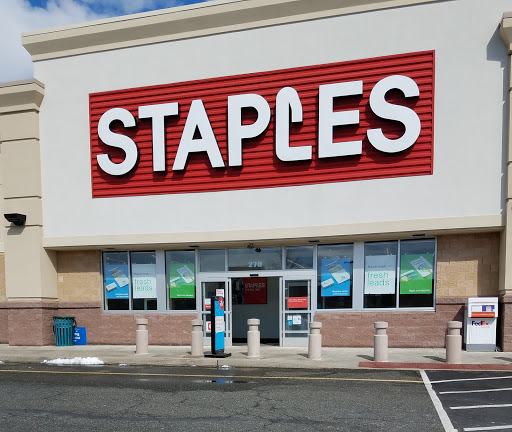 Office Supply Store «Staples», reviews and photos, 270 Upland Square Dr, Pottstown, PA 19464, USA