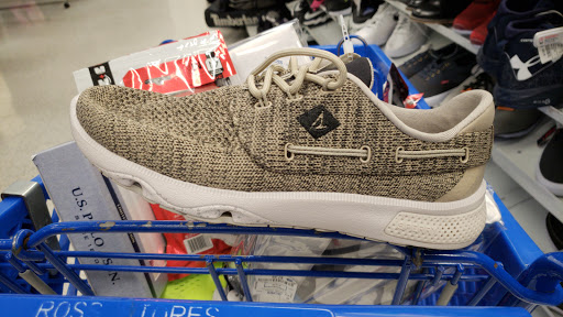 Clothing Store «Ross Dress for Less», reviews and photos, 13510 Whittier Blvd, Whittier, CA 90605, USA