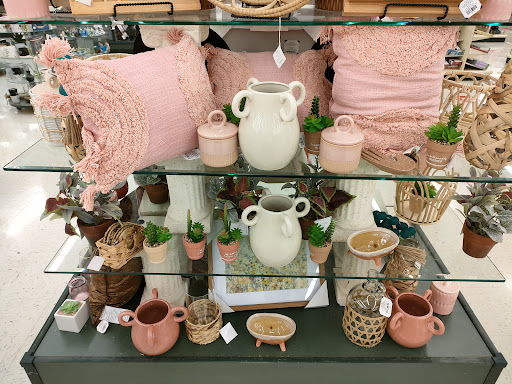 Craft Store «Hobby Lobby», reviews and photos, 1055 E Golf Rd, Schaumburg, IL 60173, USA