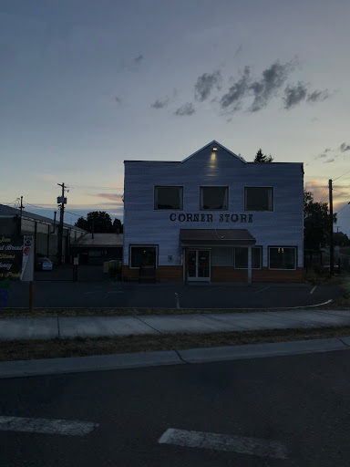 Grocery Store «Lewis River Produce», reviews and photos, 1697 Lewis River Rd, Woodland, WA 98674, USA