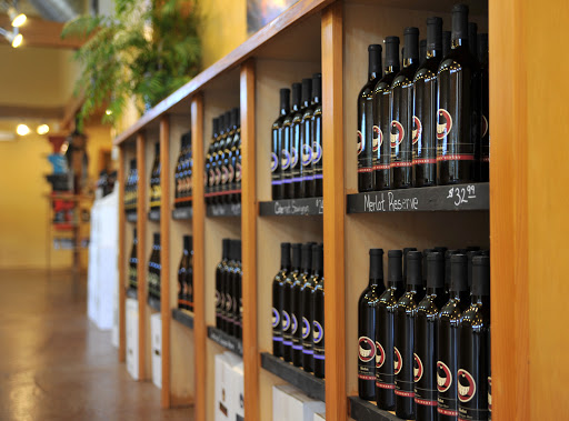 Winery «Round Barn Winery - Union Pier Tasting Room», reviews and photos, 9185 Union Pier Rd, Union Pier, MI 49129, USA