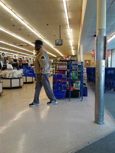 Grocery Store «Wayfield Foods Inc», reviews and photos, 2020 Headland Dr, Atlanta, GA 30344, USA