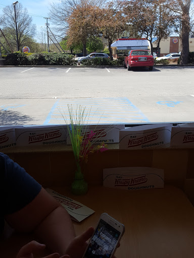 Donut Shop «Krispy Kreme South Charleston», reviews and photos, 42 Riverwalk Plaza McCorkle Ave, South Charleston, WV 25303, USA