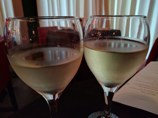 Steak House «Cast Iron Chop House», reviews and photos, 6540 Main St, Trumbull, CT 06611, USA