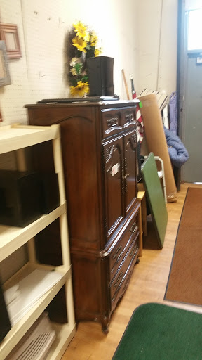 Non-Profit Organization «St. Vincent de Paul Thrift Store», reviews and photos, 213 Main St, West Chicago, IL 60185, USA