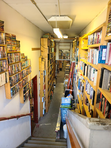 Used Book Store «Tacoma Book Center», reviews and photos, 324 E 26th St, Tacoma, WA 98421, USA