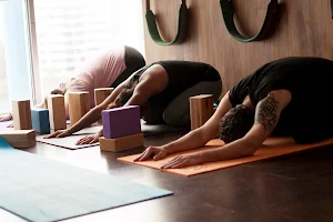 Synergic Yoga Panamá image