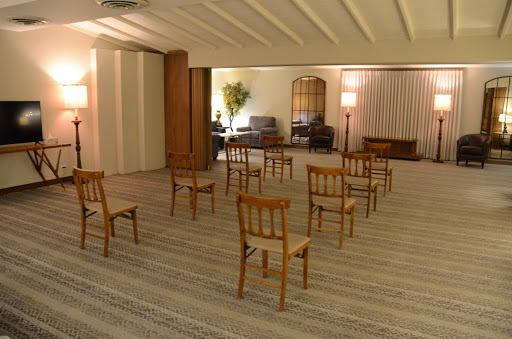 Funeral Home «Ryan-Parke Funeral Home», reviews and photos, 120 S Northwest Hwy, Park Ridge, IL 60068, USA