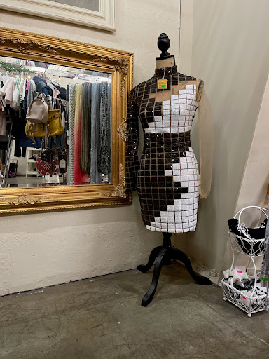 Thrift Store «Snowline Hospice Thrift Store», reviews and photos, 3961 El Dorado Rd, Placerville, CA 95667, USA