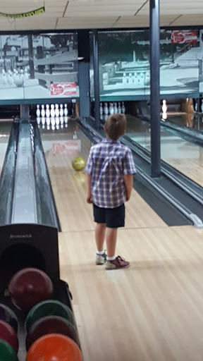 Bowling Alley «Stadium Lanes Bowling Center», reviews and photos, 2105 Knickerbocker Rd, San Angelo, TX 76904, USA