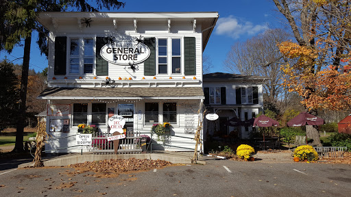 Grocery Store «Riverton General Store», reviews and photos, 2 Main St, Barkhamsted, CT 06063, USA