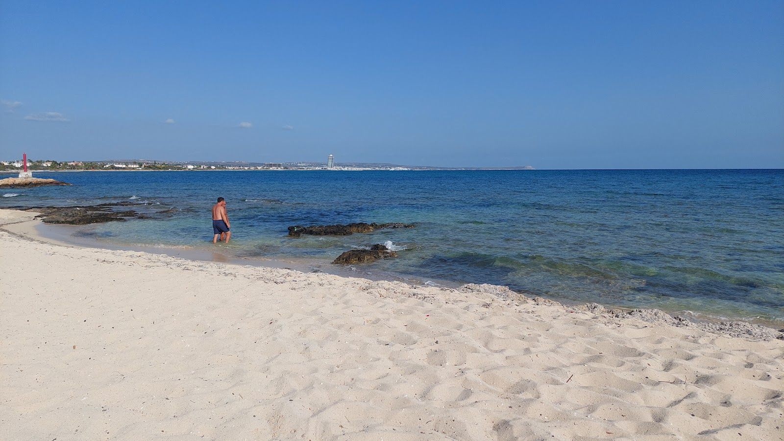 Foto von Liopetri beach mit sehr sauber Sauberkeitsgrad