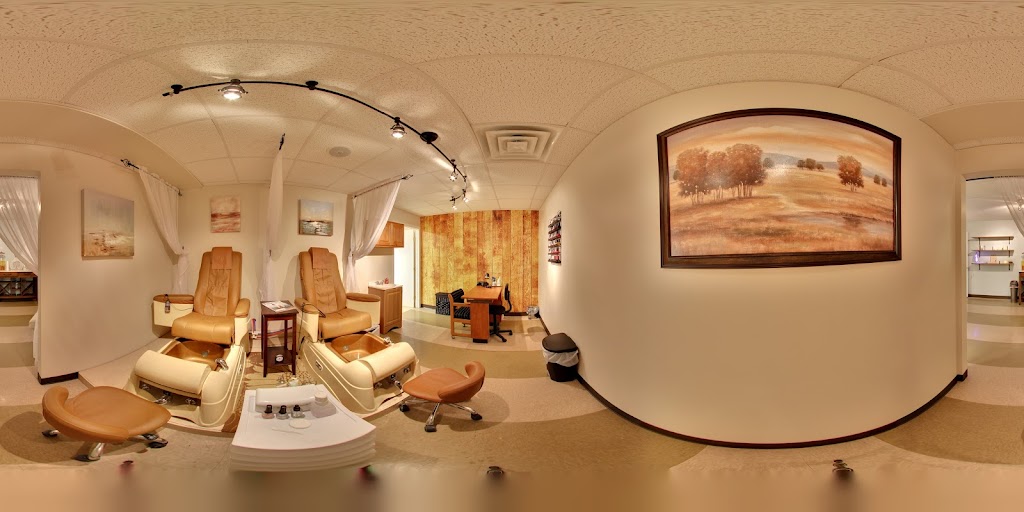 Aqua Salon & Spa 16635