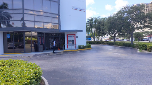 Bank «Bank of America Financial Center», reviews and photos