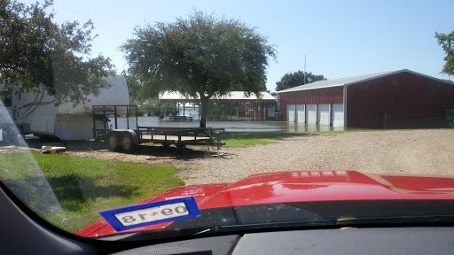 Golf Course «Austin Bayou Golf Course and RV Park», reviews and photos, 2111 County Rd 33, Danbury, TX 77534, USA