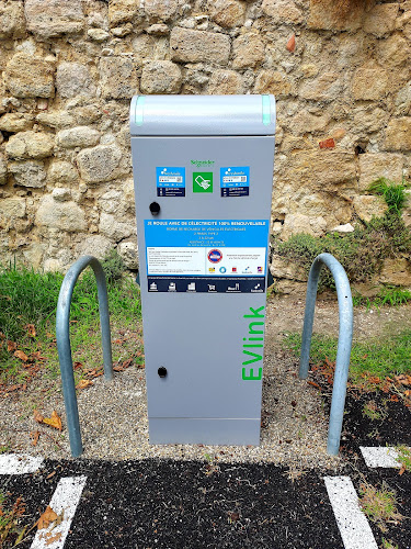 SDEG32 Charging Station à La Romieu
