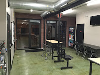 Giant Laundromats (Giant Laundromat) - Photo 8 - Car repair in Moline, IL, Davenport