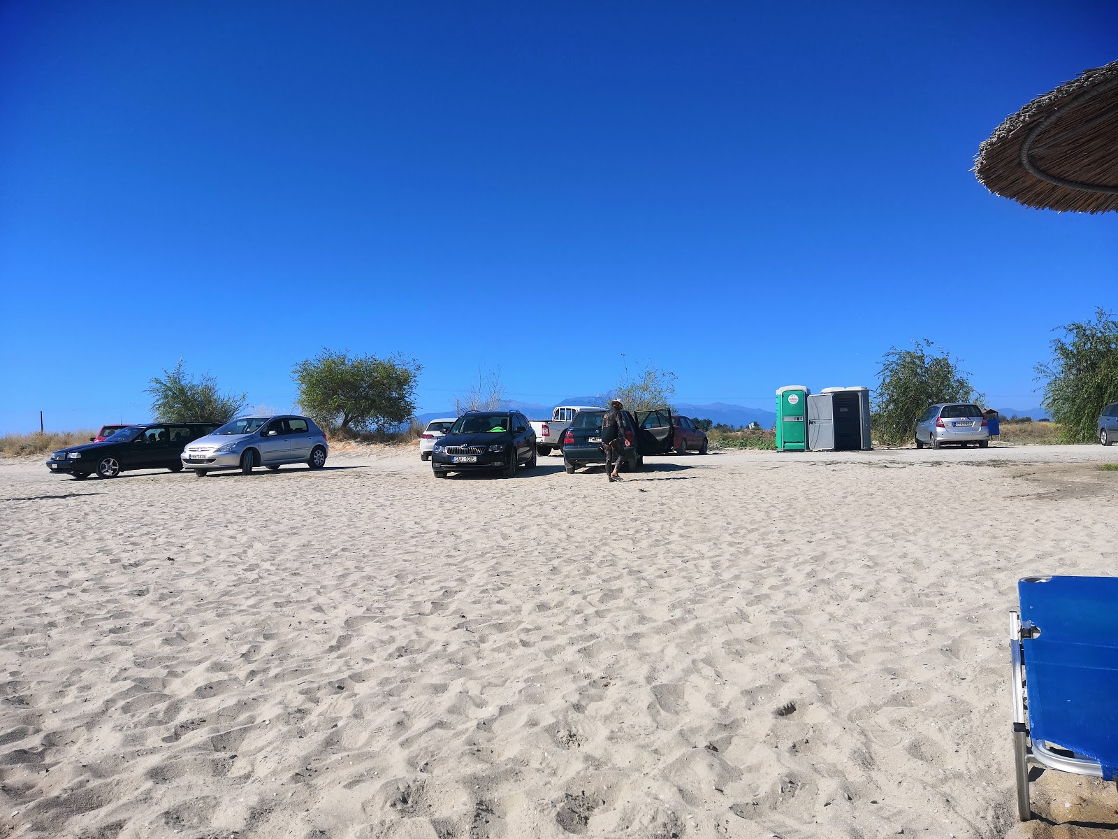 Fotografie cu Pydna beach - locul popular printre cunoscătorii de relaxare