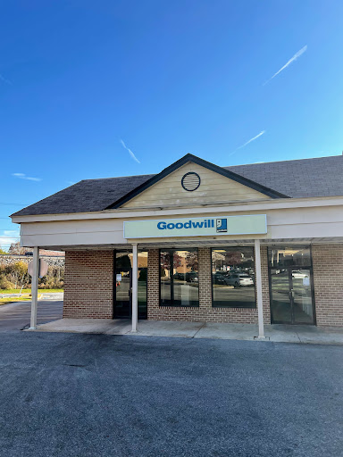 Goodwill Store & Donation Center, 45 Marchwood Rd, Exton, PA 19341, USA, 