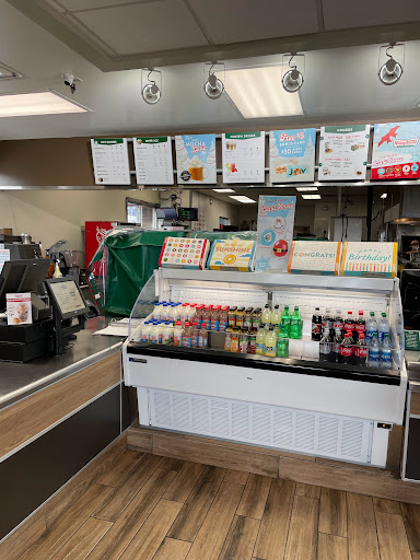 Bakery «Krispy Kreme Doughnuts», reviews and photos, 417 W University Pkwy, Orem, UT 84057, USA