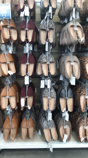 Clothing Store «Old Navy», reviews and photos, 1400 Willowbrook Mall, Wayne, NJ 07470, USA