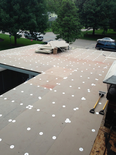 Roofing Contractor «Freedom Roofing and Construction, Inc.», reviews and photos, 511 N Neil St, Champaign, IL 61820, USA