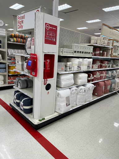 Department Store «Target», reviews and photos, 13950 NE Mill Pl #100, Woodinville, WA 98072, USA