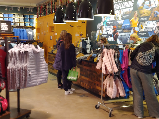 Clothing Store «The North Face Outlet», reviews and photos, 1201 Lighthouse Pl, Michigan City, IN 46360, USA