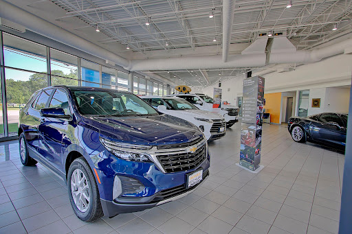 Chevrolet Dealer «Castle Chevy North», reviews and photos, 175 N Arlington Heights Rd, Elk Grove Village, IL 60007, USA
