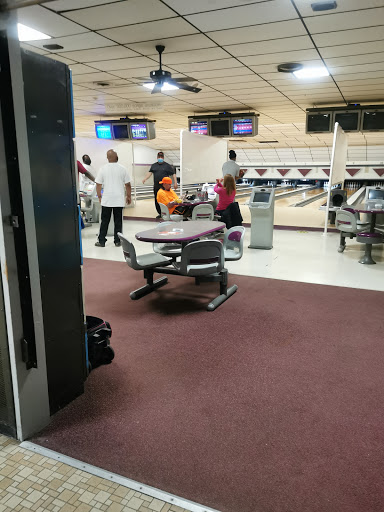 Bowling Alley «Voelkers Lanes», reviews and photos, 686 Amherst St, Buffalo, NY 14207, USA
